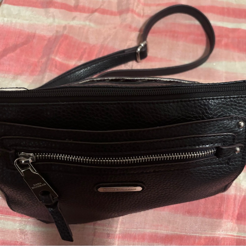 Crossbody purse.